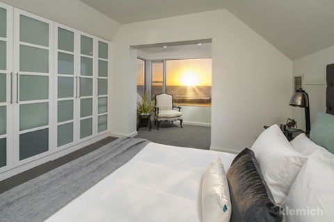 The Beach House @ Grange - Australian Destinations 5