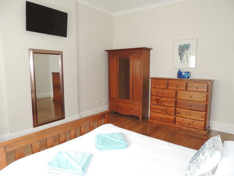 Glenelg - Marina Retreat - Australian Destinations 19