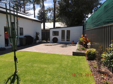 Glenelg - Marina Retreat - Australian Destinations 38