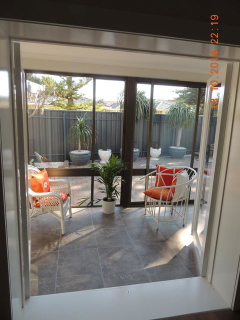 Glenelg - Marina Retreat - Australian Destinations 25