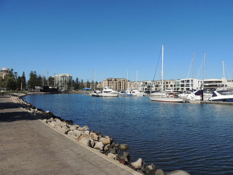 Glenelg - Marina Retreat - Australian Destinations 4