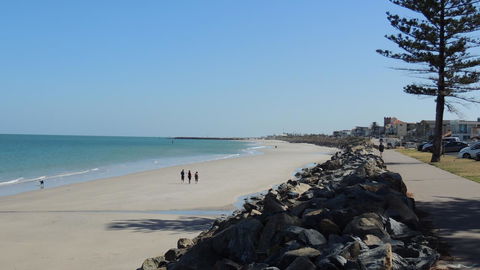 Glenelg - Marina Retreat - Australian Destinations 7
