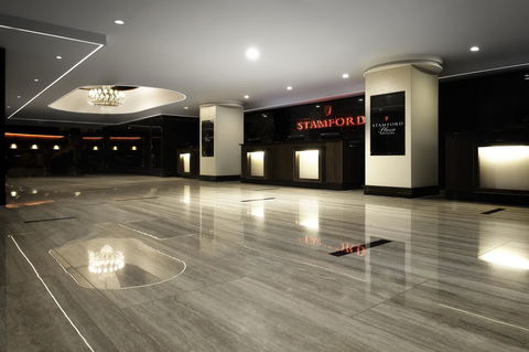 Stamford Plaza Adelaide - Australian Destinations 24