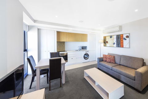 IStay Precinct Adelaide - Australian Destinations 13