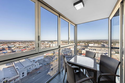 IStay Precinct Adelaide - Australian Destinations 20