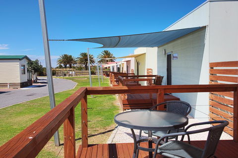Discovery Parks - Adelaide Beachfront - Australian Destinations 36