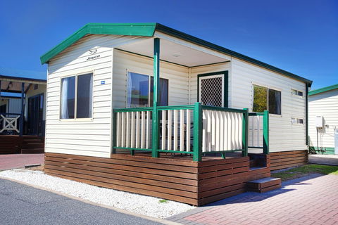 Discovery Parks - Adelaide Beachfront - Australian Destinations 9