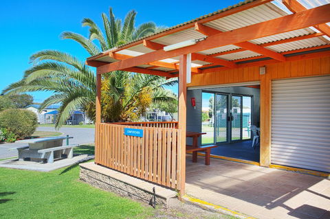Discovery Parks - Adelaide Beachfront - Australian Destinations 32