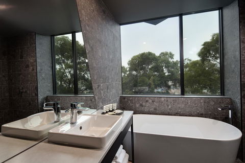 Marion Hotel - Australian Destinations 44