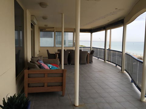 Seaview Sunset Holiday Apartments - Australian Destinations 15
