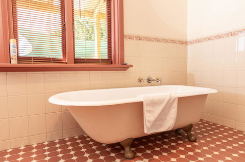 Rivergum Cottages Gawler Barossa Region - Australian Destinations 4