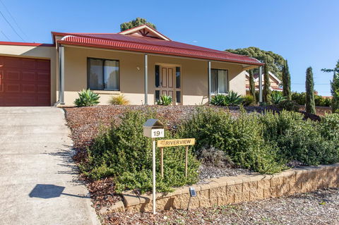 Rivergum Cottages Gawler Barossa Region - Australian Destinations 1