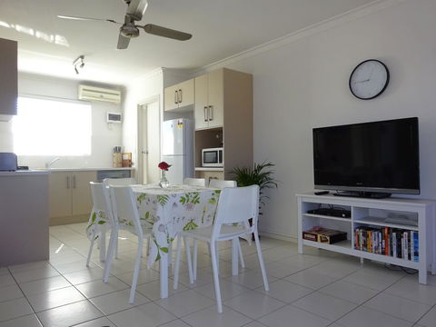 Selene Holiday Apartment @West Beach - Australian Destinations 9