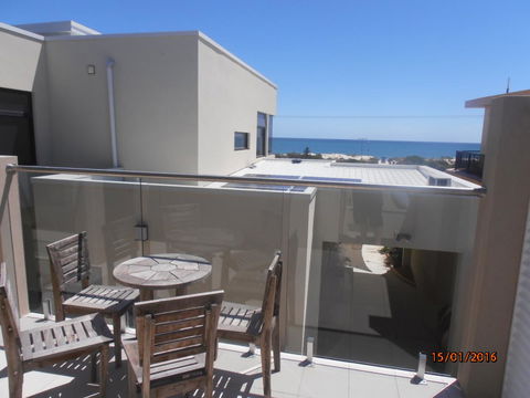 Atlantic West Beach Apartments - Australian Destinations 11