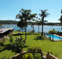 Lake Edge Apartments - Australian Destinations