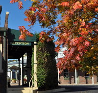 Ten Dollar Town Motel - Australian Destinations