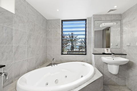 Ibis Styles Port Macquarie - Australian Destinations 21