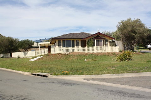 Maslin Beach House - Australian Destinations 0
