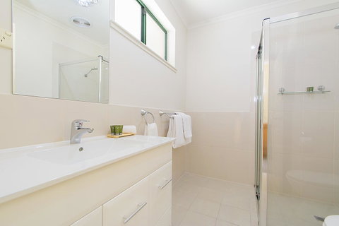 Clare Country Club - Australian Destinations 9