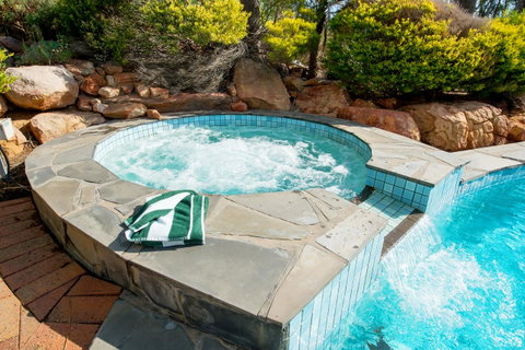 Clare Country Club - Australian Destinations 5