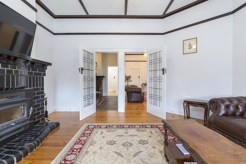 White Rocks Barossa - Australian Destinations 5