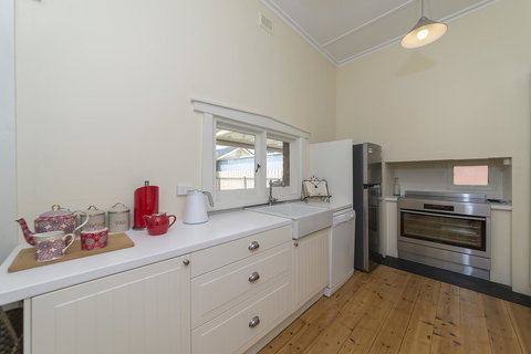 White Rocks Barossa - Australian Destinations 7