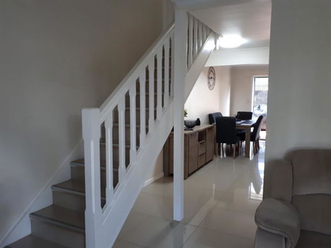 Townhouse On The Marina - Australian Destinations 3