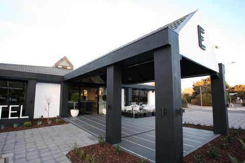 Ellen Hotel - Australian Destinations 23