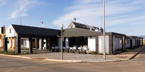 Ellen Hotel - Australian Destinations 9