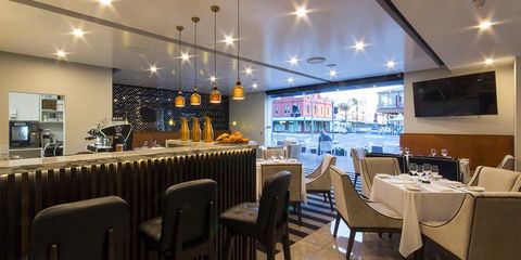 Ellen Hotel - Australian Destinations 11