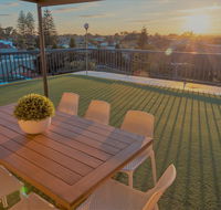 Henley Beach South Amazing Views Huge Private Balcony - Australian Destinations