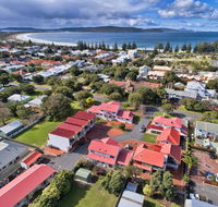 Pelicans Albany Middleton Beach - Australian Destinations