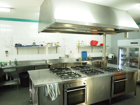 The Emperors Crown Hostel - Australian Destinations 28