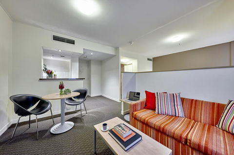 Ibis Perth - Australian Destinations 3