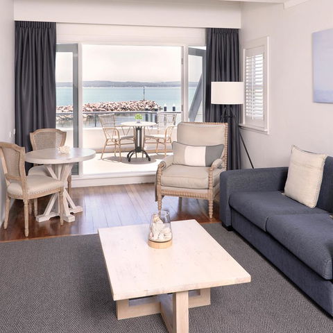 Anchorage Port Stephens - Australian Destinations 25