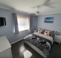 Ocean Beach Chalet 18 - Australian Destinations