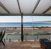 Canal Rocks Beachfront Apartments - Australian Destinations