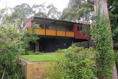 Pendeli Beach House - Australian Destinations 1