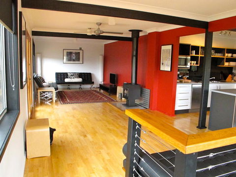 Pendeli Beach House - Australian Destinations 2