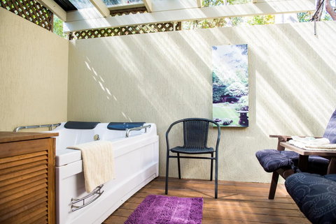 Nelson Bay Bed & Breakfast - Australian Destinations 23