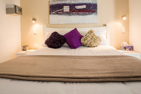 Nelson Bay Bed & Breakfast - Australian Destinations 26