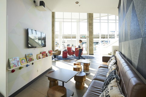 Rydges Sydney Airport Hotel - Australian Destinations 21