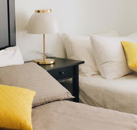 Modern  Cosy 2-Bedroom Apartment Hornsby - Australian Destinations