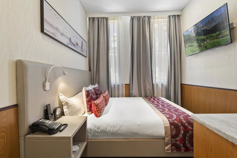 YEHS Hotel Sydney QVB - Australian Destinations 21