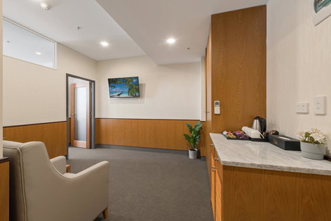 YEHS Hotel Sydney QVB - Australian Destinations 33