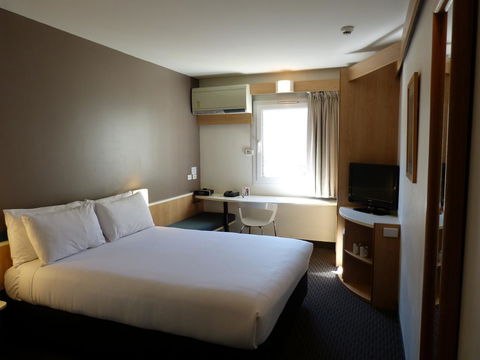 Ibis Thornleigh - Australian Destinations 3