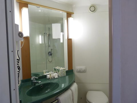 Ibis Thornleigh - Australian Destinations 4