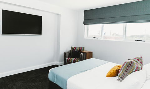 Coniston Hotel Wollongong - Australian Destinations 28