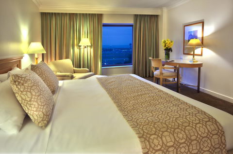 Stamford Plaza Sydney Airport Hotel & Conference Centre - Australian Destinations 6
