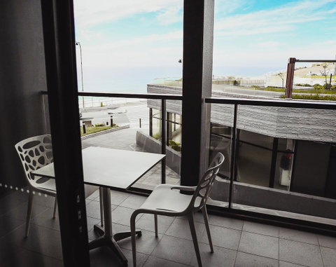 Novotel Newcastle Beach - Australian Destinations 4